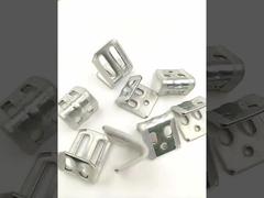 4 отверстия клипсы